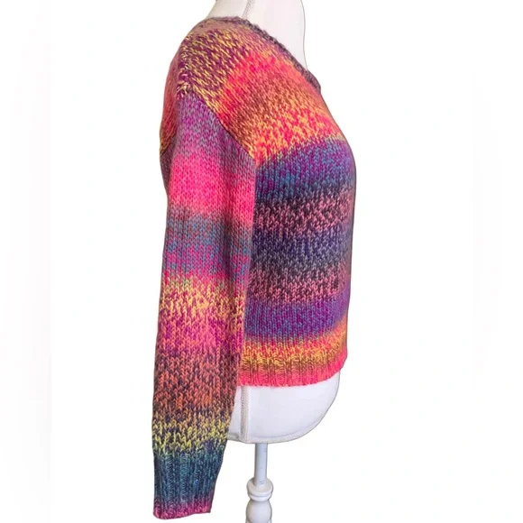 Ultra Flirt Brightly colored sweater - Picture 4 of 10